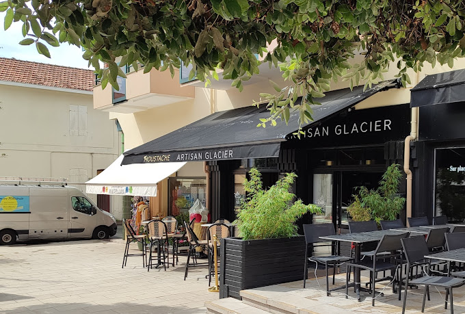 Glaces Moustache Arcachon Artisan Glacier