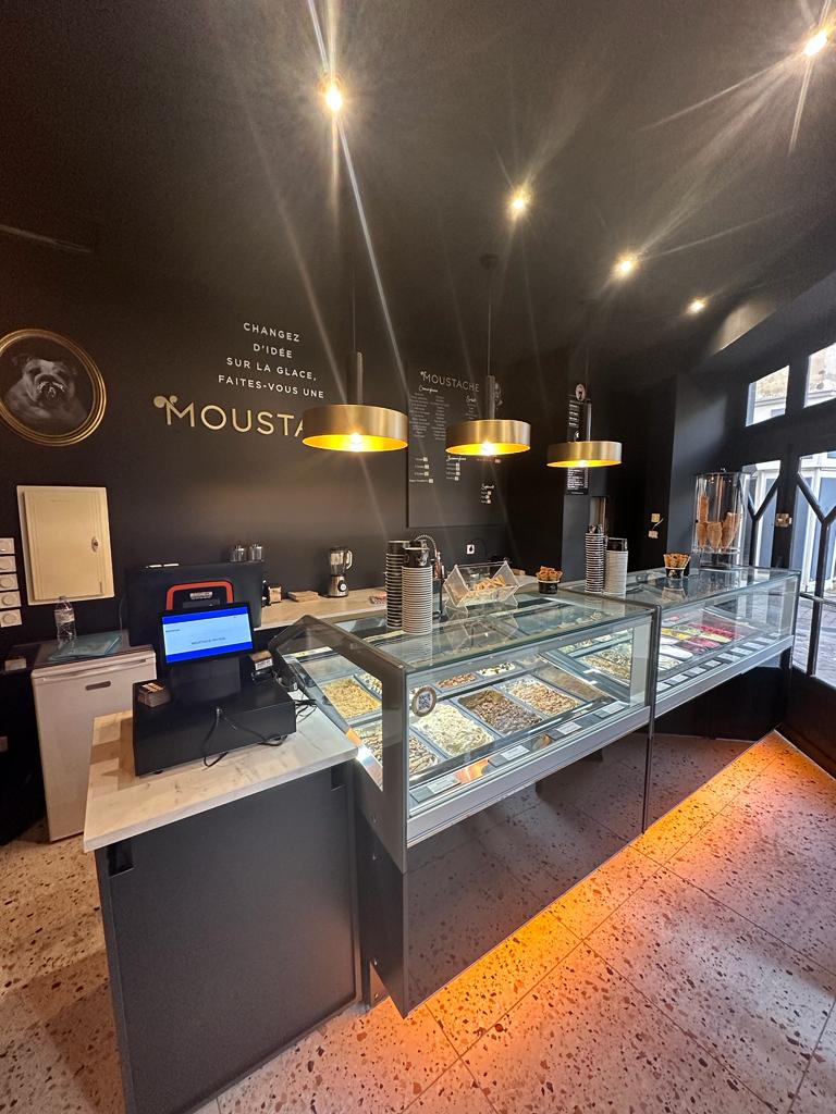 Glacier Poitiers Intérieur